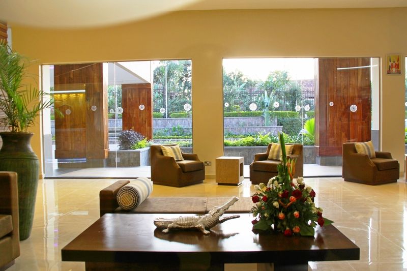 Best Western Premier Garden Hotel Εντέμπε Εξωτερικό φωτογραφία