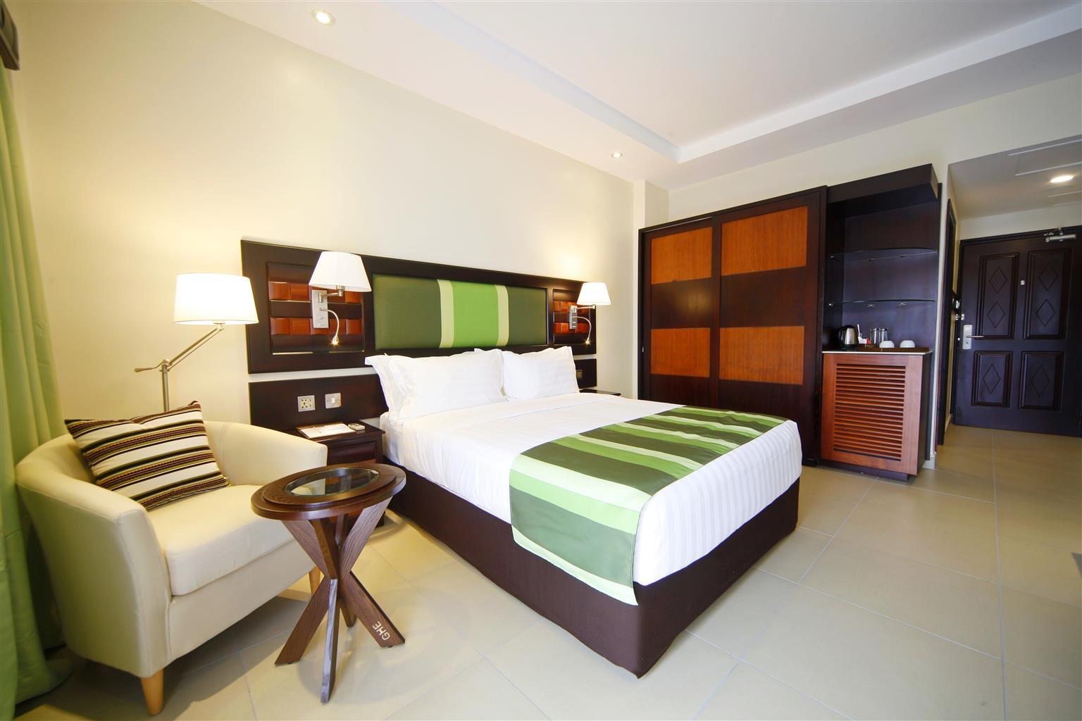 Best Western Premier Garden Hotel Εντέμπε Εξωτερικό φωτογραφία